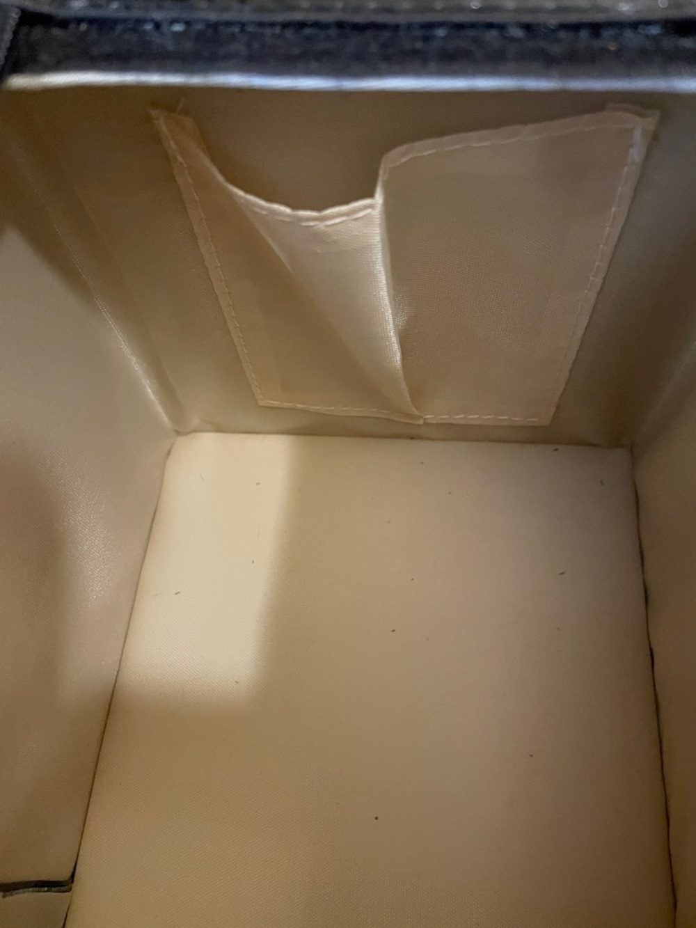 Rubic’s Cube hand bag - Picture 6 of 7